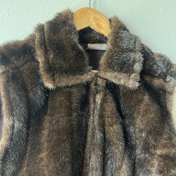 Brown Faux Fur Women Vest by Andrea Faye Classic Outerwear Zip Collar USA XL - Picture 7 of 16